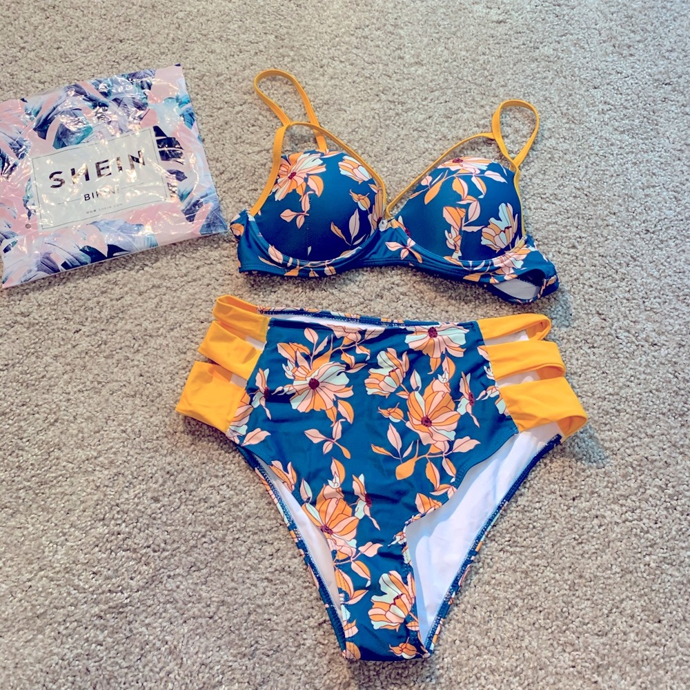 SHEIN 2 Piece Swim Suit Set